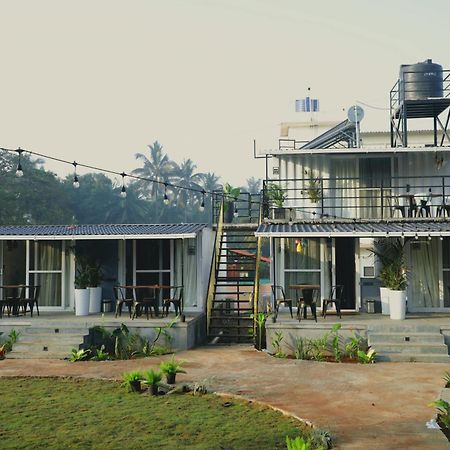 Out Of Box Living Kashid,Murud Ngoại thất bức ảnh
