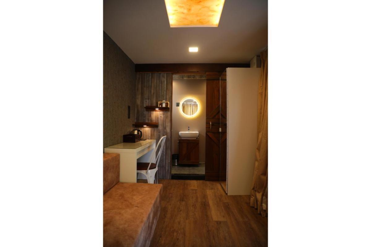 Out Of Box Living Kashid,Murud Ngoại thất bức ảnh